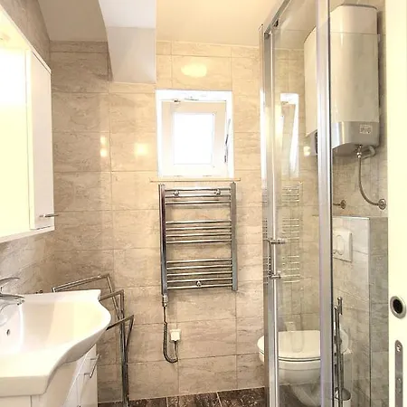 Gloria Διαμέρισμα