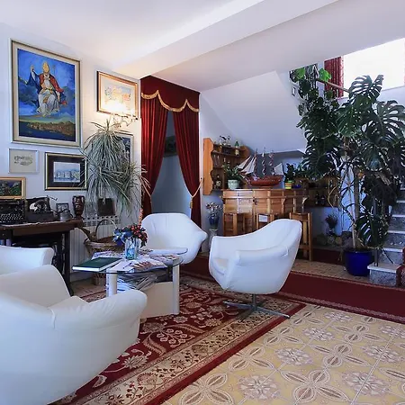 Gloria Appartement *