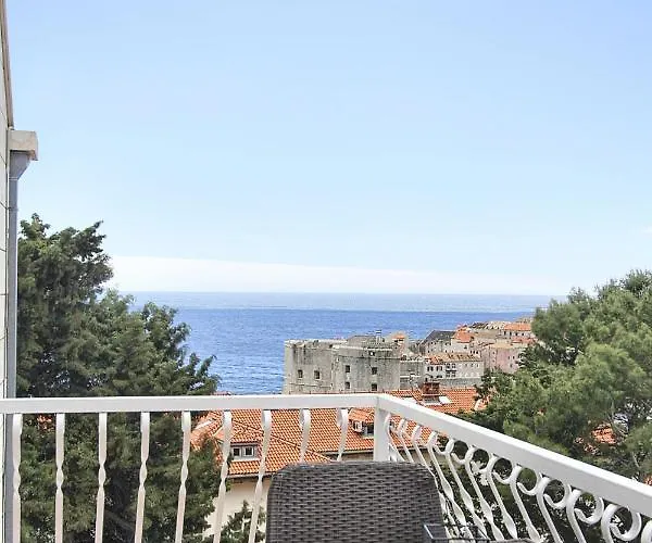 格洛丽亚别墅酒店