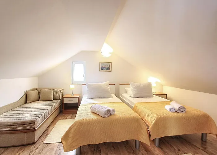 格洛丽亚别墅酒店